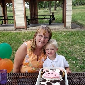 Meet your Posher, Tanis